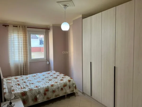 Tirane, shitet apartament 2+1 Kati 2, 103 m² 128.000 € (Fresk)