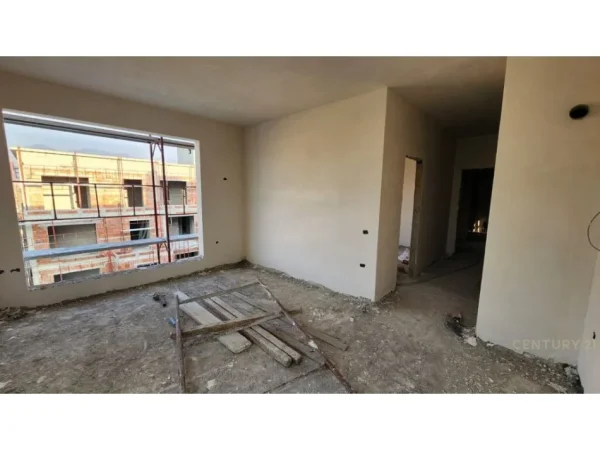 Tirane, shitet apartament 1+1 Kati 7, 57 m² 102.000 € (Tek Parki)