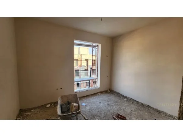 Tirane, shitet apartament 1+1 Kati 7, 57 m² 102.000 € (Tek Parki)