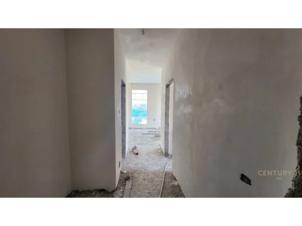 Tirane, shitet apartament 1+1 Kati 7, 57 m² 102.000 € (Tek Parki)