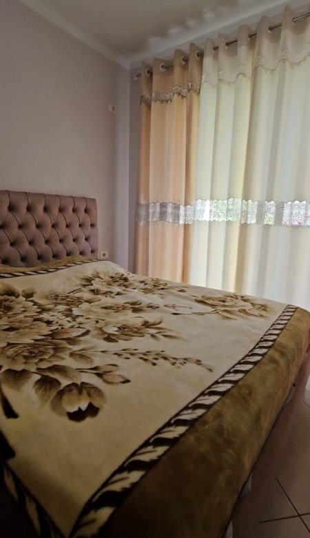 Tirane, jepet me qera apartament 1+1+Ballkon Kati 4, 58 m² 380 € (Misto Mame (Pallatet cabej ))