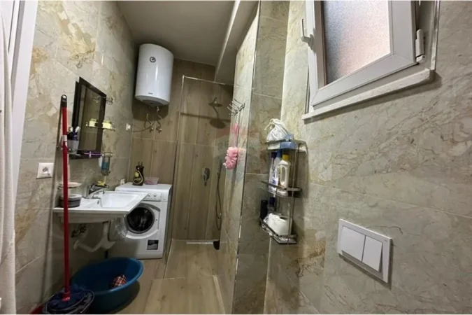 Tirane, shitet apartament 1+1+Ballkon Kati 5, 70 m² 150.000 € 