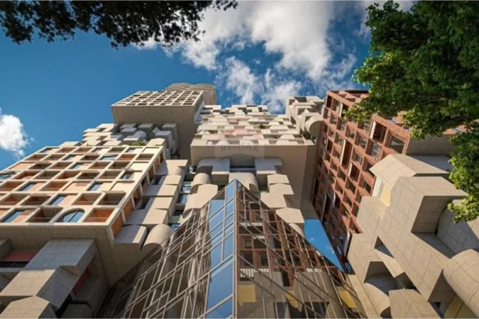 Tirane, shitet 2+1+Ballkon Kati 18, 134 m² 308.000 € (21 Dhjetori)