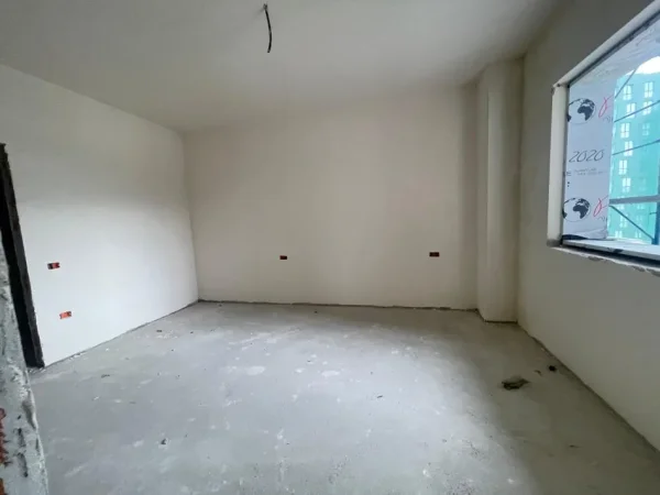 Tirane, shitet apartament 2+1+Ballkon Kati 3, 105 m² 231.800 € (Corner Rezidence)