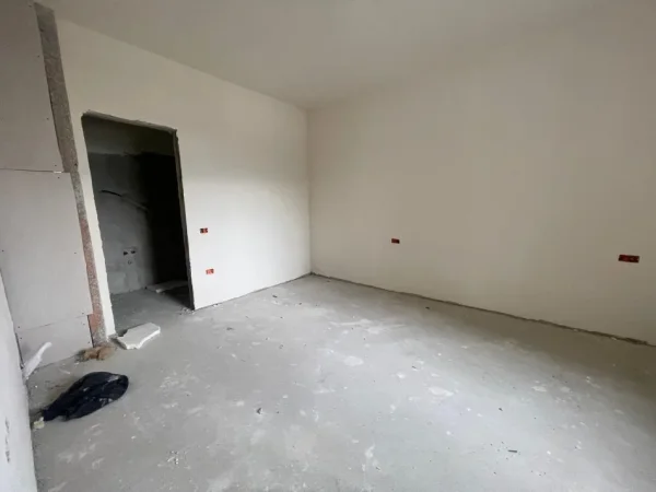 Tirane, shitet apartament 2+1+Ballkon Kati 3, 105 m² 231.800 € (Corner Rezidence)