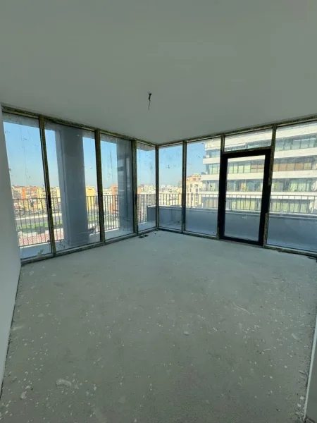 Tirane, shitet 3+1+Ballkon Kati 9, 216 m² 645.000 € (rruga e kosovareve)