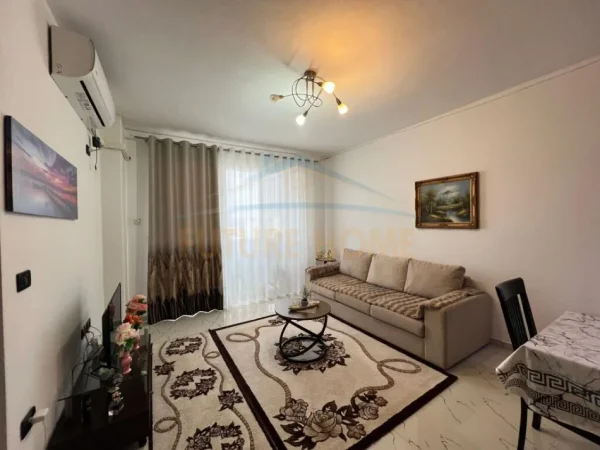 Durres, shitet apartament 2+1 Kati 7, 104 m² 93.000 € (ISH URT)