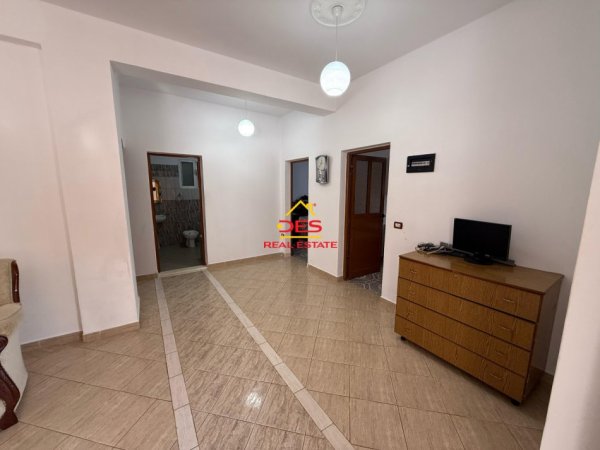 Vlore, jepet me qera Vile 2+1 Kati 0, 110 m² 300 € (Rruga Sokrat Leka)