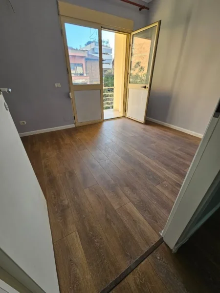 Tirane, shitet apartament 2+1+Aneks+Ballkon Kati 2, 80 m² 145.000 € (Rruga Asdreni)