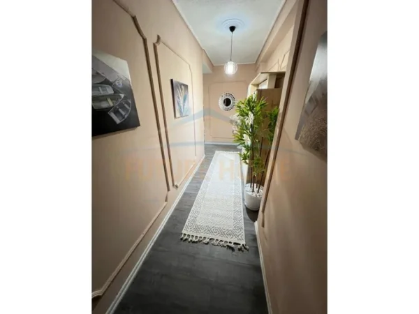 Durres, shitet apartament 2+1 Kati 2, 175 m² 126.000 € (ISH URT)