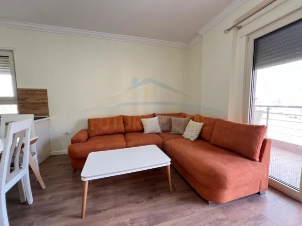 Durres, shitet apartament 2+1 Kati 5, 92 m² 130.000 € (PRANE STADIUMIT)