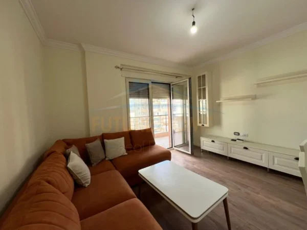 Durres, shitet apartament 2+1 Kati 5, 92 m² 130.000 € (PRANE STADIUMIT)