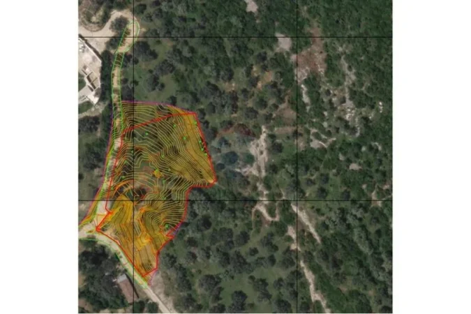 Tirane, shitet toke , 45.000 m² 290.000 € (Fasel Linze/Tirane)