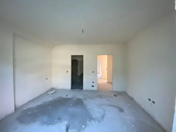 Vlore, shitet apartament 2+1 , 118 m² 248.850 € (Lungomare)