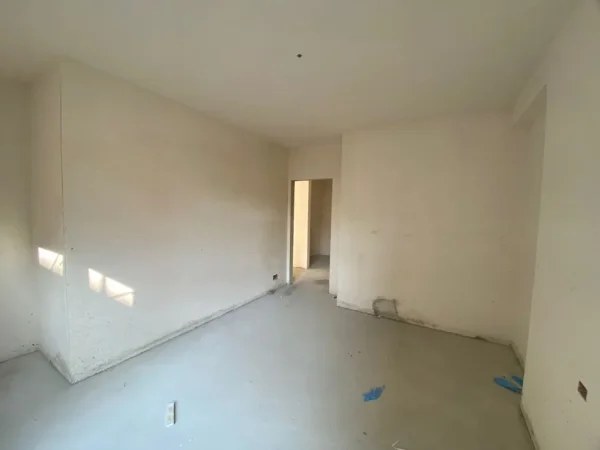 Vlore, shitet apartament 2+1 , 118 m² 248.850 € (Lungomare)