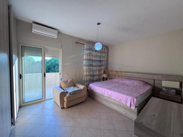 Durres, shitet apartament 2+1+Aneks+Ballkon Kati 3, 117 m² 195.000 € (golem)