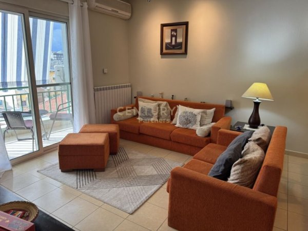 Tirane, jepet me qera 2+1 Kati 4, 97 m² 650 € (rruga e barrikadave)