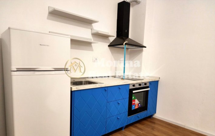 Tirane, jepet me qera apartament 1+1+Ballkon Kati 2, 65 m² 400 € (Ali Demi/ Kompleksi Kaimi)