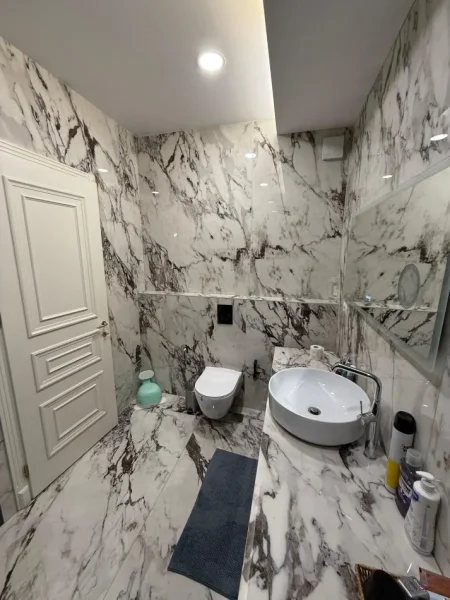 Tirane, shitet apartament 3+1+Ballkon Kati 5, 171 m² 395.000 € (Kopshti Botanik)