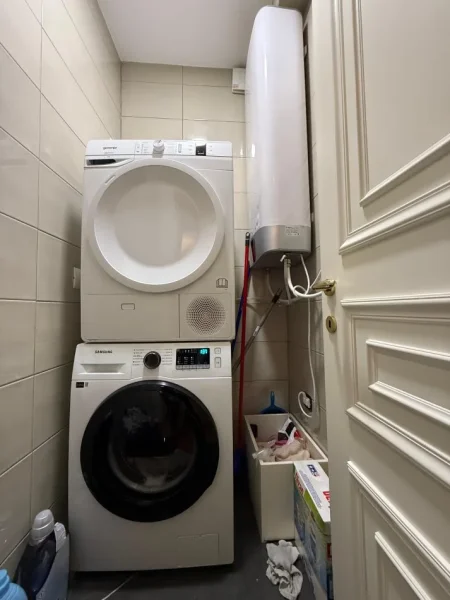 Tirane, shitet apartament 3+1+Ballkon Kati 5, 171 m² 395.000 € (Kopshti Botanik)