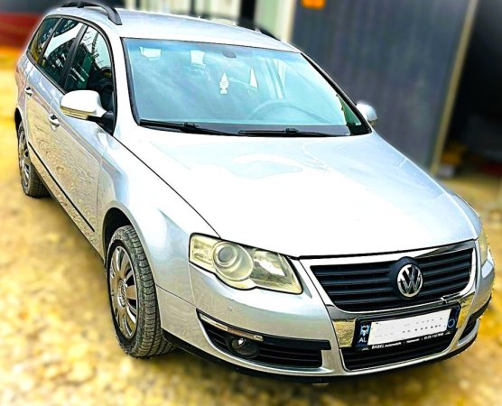 Tirane, shes me portobagazh Volkswagen Nafte, gri metalizato automatik Kondicioner 250.000 km 4.500 €