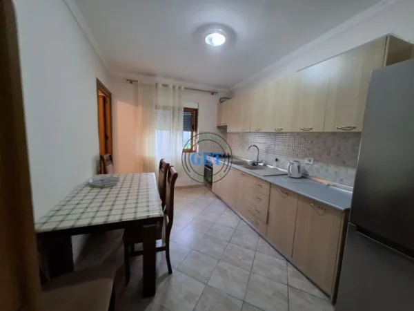 Durres, jepet me qera shtepi 1+1 Kati 2, 500 m² 600 € (Ish-URT, Durres)