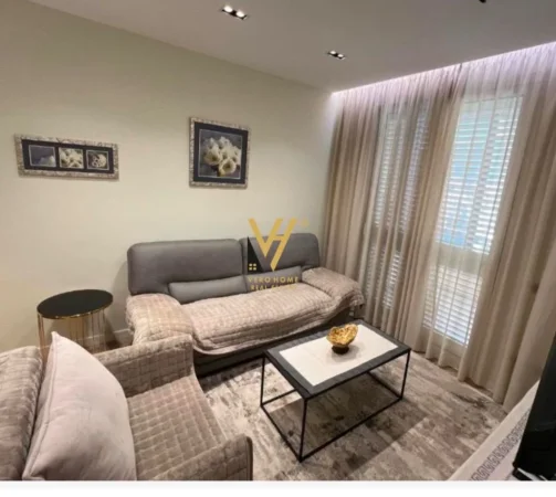 Tirane, jepet me qera apartament 1+1+Ballkon Kati 11, 70 m² 1.200 € (BULEVARDI ZOGU I PARE)