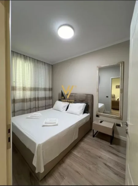 Tirane, jepet me qera apartament 1+1+Ballkon Kati 11, 70 m² 1.200 € (BULEVARDI ZOGU I PARE)