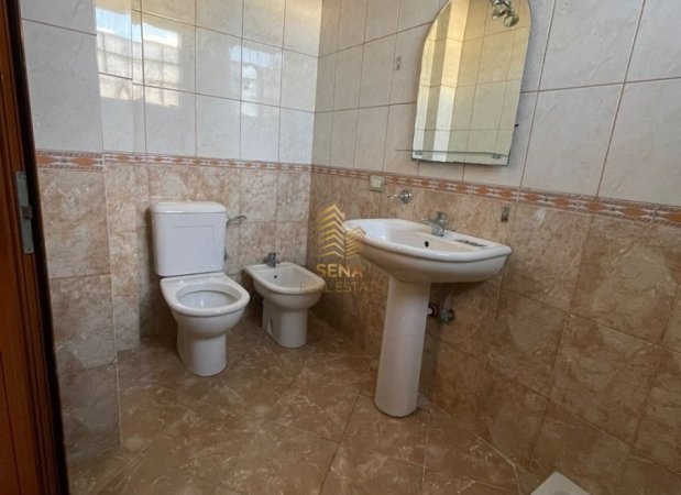 Tirane, jepet me qera apartament 1+1 Kati 1, 80 m² 950 € (Rruga Don Bosko)