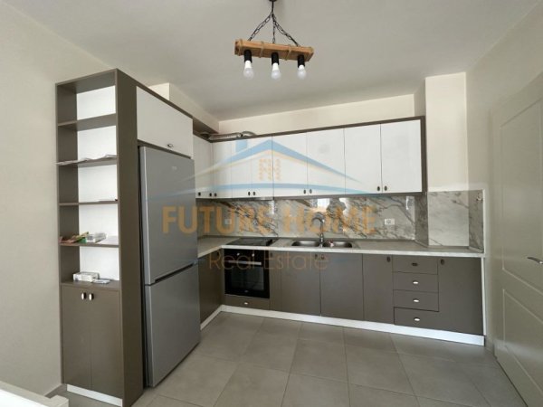 Tirane, jepet me qera apartament 1+1 Kati 2, 70 m² 500 € (unaza e re)