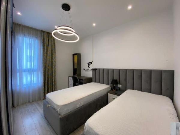 Tirane, shitet apartament 2+1+Ballkon Kati 3, 102 m² 187.000 € (KINOSTUDIO)