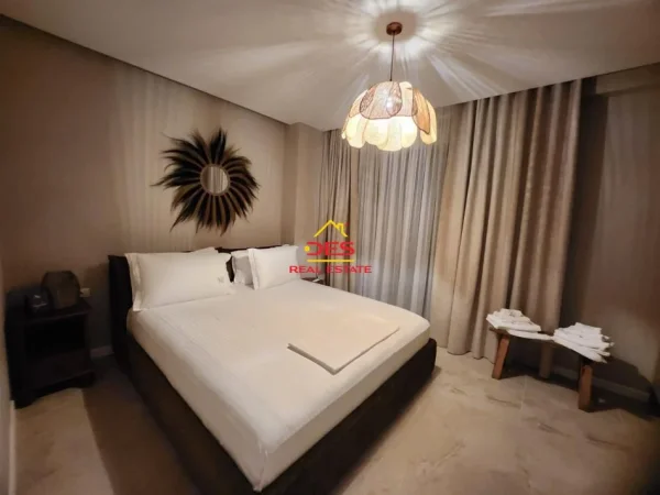 Vlore, shitet apartament duplex 2+1+Ballkon Kati 1, 120 m² (Rruga Aleksandër Moisiu)