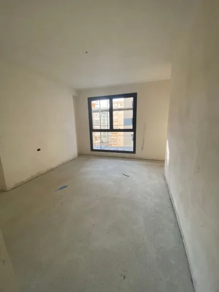 Vlore, shitet apartament 2+1 Kati 4, 119 m² 248.850 € (Reshat Osmani)