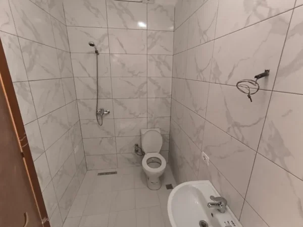 Tirane, shitet apartament 1+1+Aneks Kati 3, 61 m² 78.000 € (fresk)