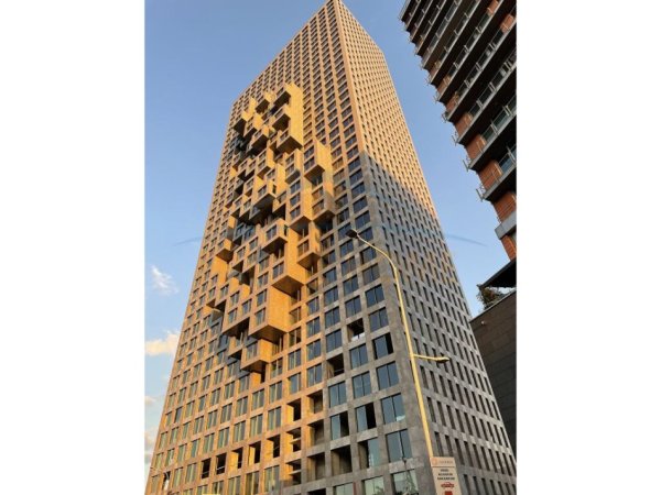 Tirane, jepet me qera ambjent biznesi Kati 2, 48 m² 3.000 € (Rruga e Elbasanit)