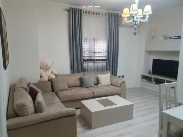 Tirane, jepet me qera apartament 2+1 Kati 2, 70 m² 650 € (STACIONI I TRENIT)