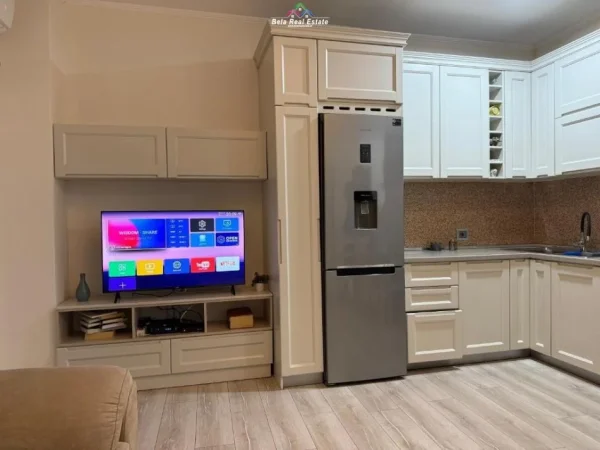 Tirane, jepet me qera apartament 2+1 Kati 2, 70 m² 650 € (STACIONI I TRENIT)