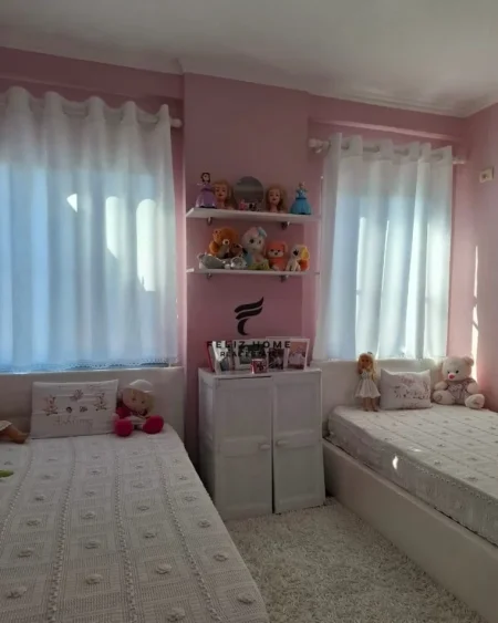 Tirane, shitet apartament 3+1+Ballkon Kati 5, 135 m² 197.000 € (ASTIR)