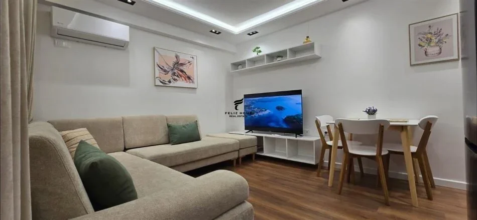 Tirane, shitet apartament 2+1+Ballkon Kati 1, 100 m² 318.000 € (21 DHJETORI)