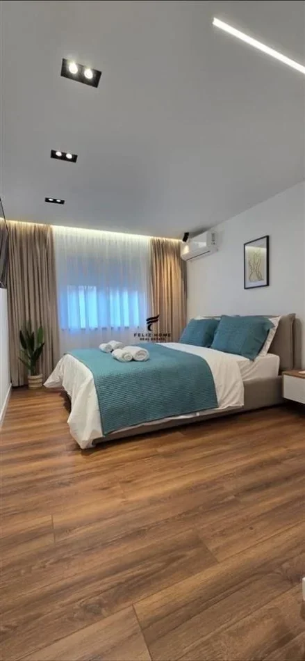 Tirane, shitet apartament 2+1+Ballkon Kati 1, 100 m² 318.000 € (21 DHJETORI)