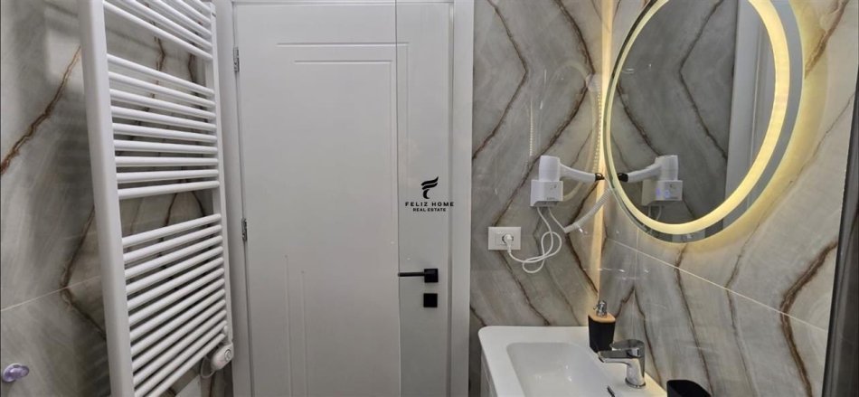 Tirane, shitet apartament 2+1+Ballkon Kati 1, 100 m² 370.000 € (21 DHJETORI)