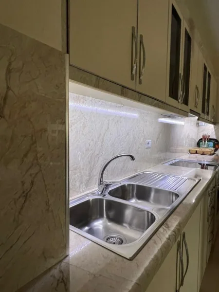 Radhime - Orikum, shitet apartament 1+1+Aneks+Ballkon Kati 2, 74 m² 90.000 € (orikum)