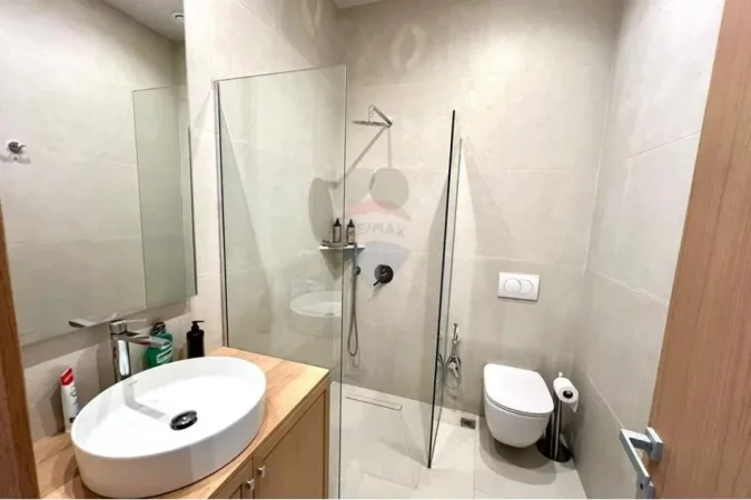 Vlore, shitet apartament 1+1+Ballkon Kati 2, 57 m² 185.000 € (Lungomare)