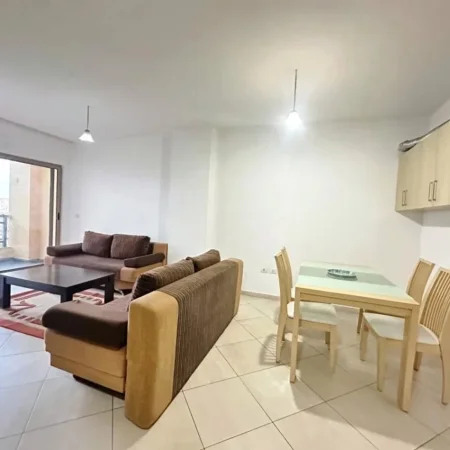Tirane, shitet apartament 1+1 , 75 m² 89.000 € (Bulevardi Migjeni)