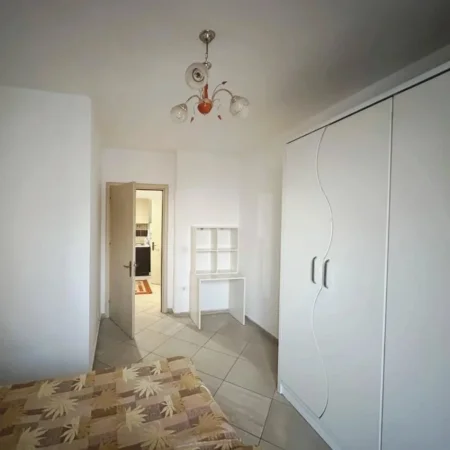 Tirane, shitet apartament 1+1 , 75 m² 89.000 € (Bulevardi Migjeni)