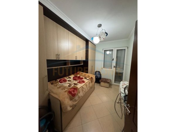 Tirane, jepet me qera apartament 2+1+Ballkon Kati 2, 86 m² 600 € (Kodra e Diellit)