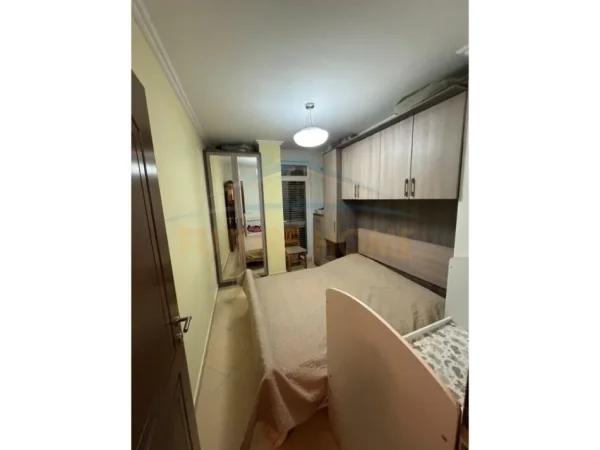 Tirane, shitet apartament 2+1+Ballkon Kati 2, 87 m² 113.000 € (FRESK)