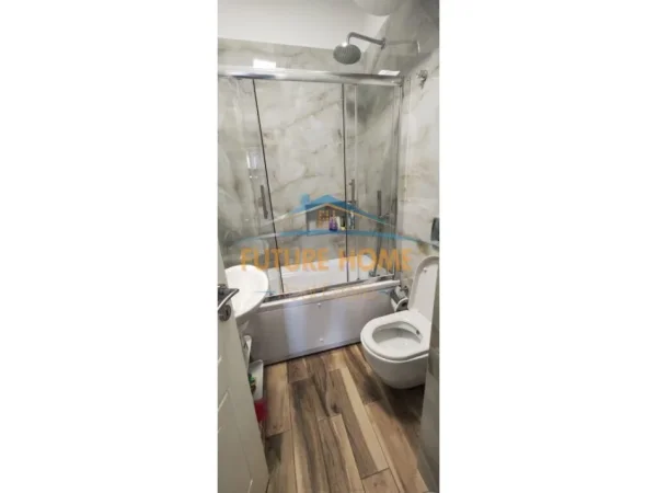 Tirane, shitet apartament 2+1+Ballkon Kati 6, 90 m² 207.000 € (Vasil Shanto)