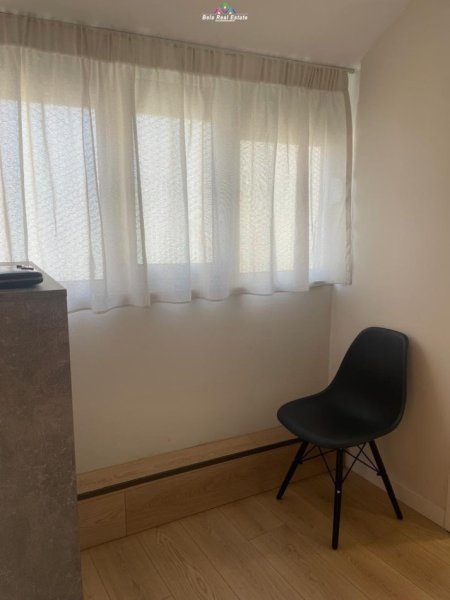Tirane, jepet me qera apartament 1+1+Ballkon Kati 3, 43 m² 490 € (rruga e durresit)
