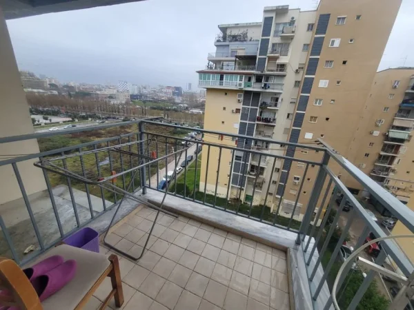 Tirane, jepet me qera apartament 1+1+Aneks+Ballkon Kati 7, 50 m² 430 € (Ish Fusha e Aviacionit)